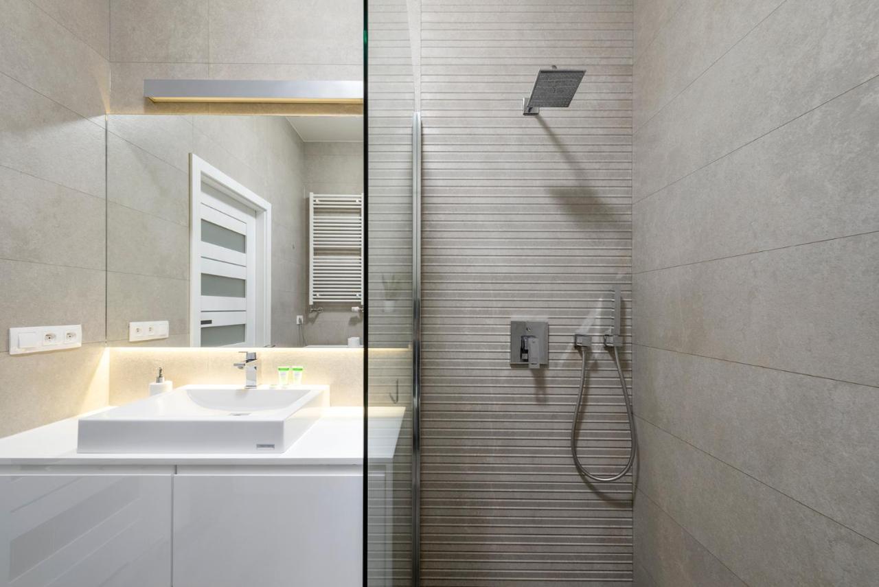 Apartmán Warsaw - Aparts Lotnisko Okecie Exteriér fotografie